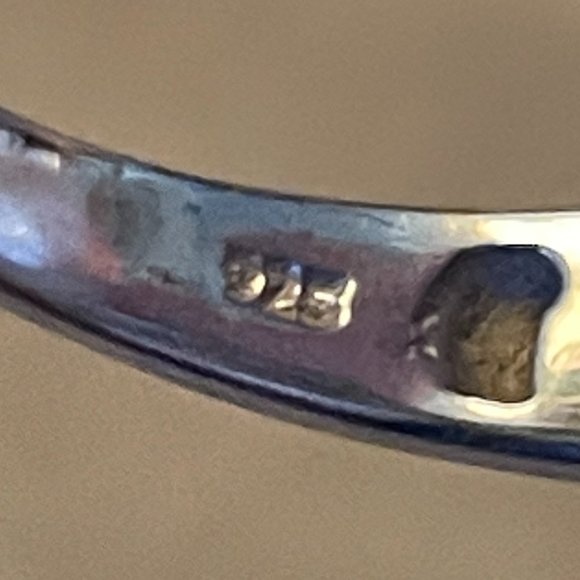 STS 925 Sterling Silver Ring - Picture 6 of 13